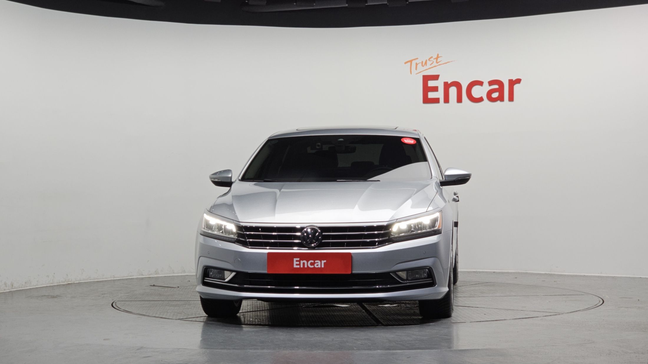 VOLKSWAGEN PASSAT 2018