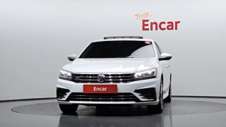 VOLKSWAGEN PASSAT 2016
