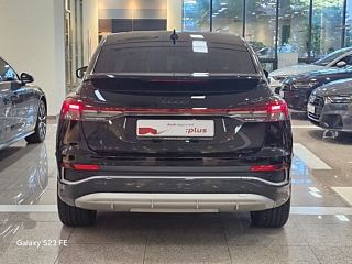 AUDI Q4 E-TRON F4 2023