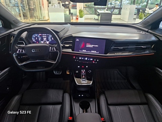 AUDI Q4 E-TRON F4 2023