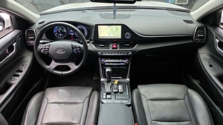 HYUNDAI GRANDEUR IG HYBRID 2017