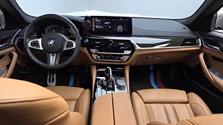 BMW 5-SERIES G30 2020