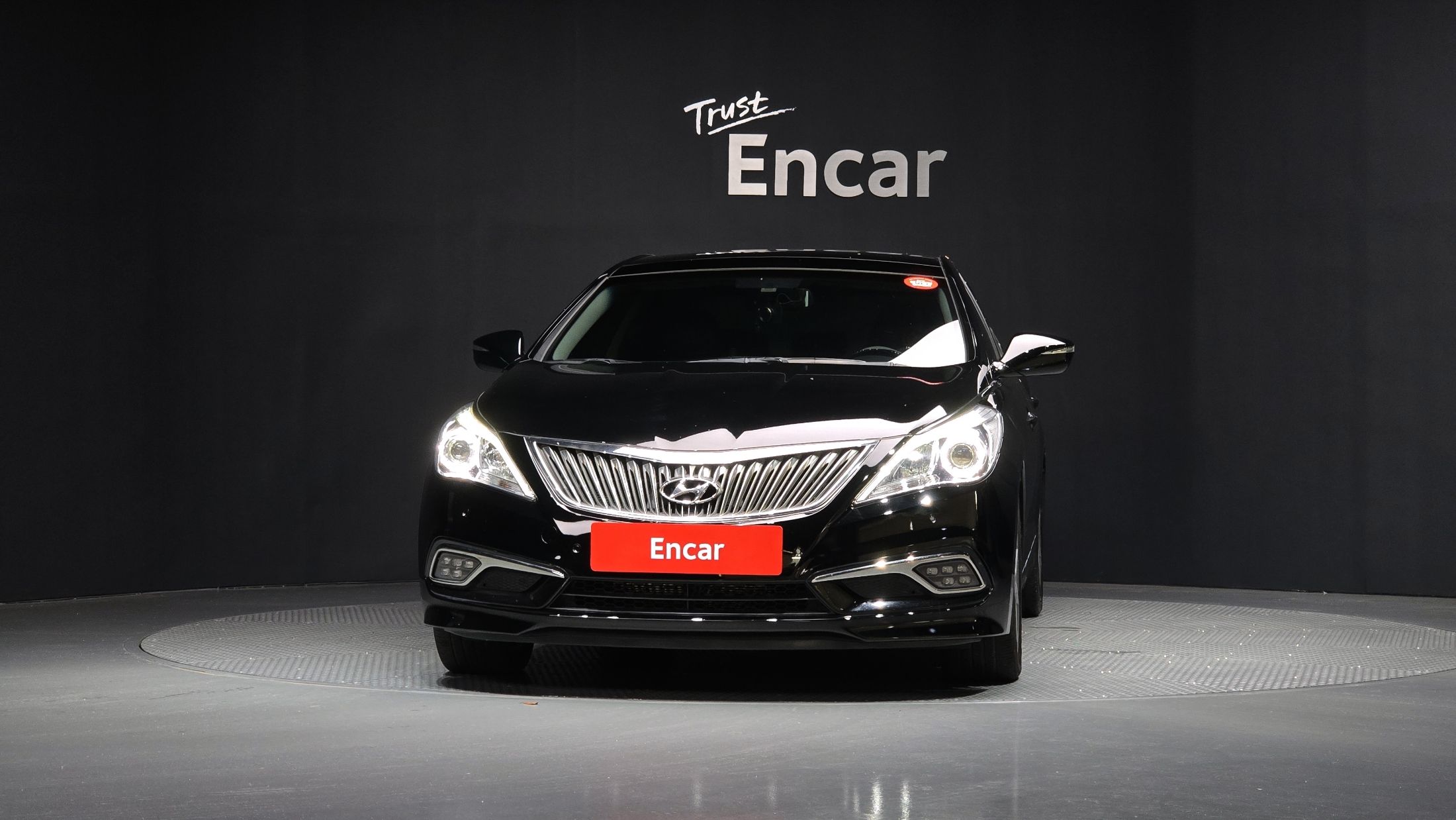 HYUNDAI GRANDEUR HG 2016