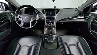 HYUNDAI GRANDEUR HG 2016