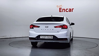 HYUNDAI AVANTE AD 2019