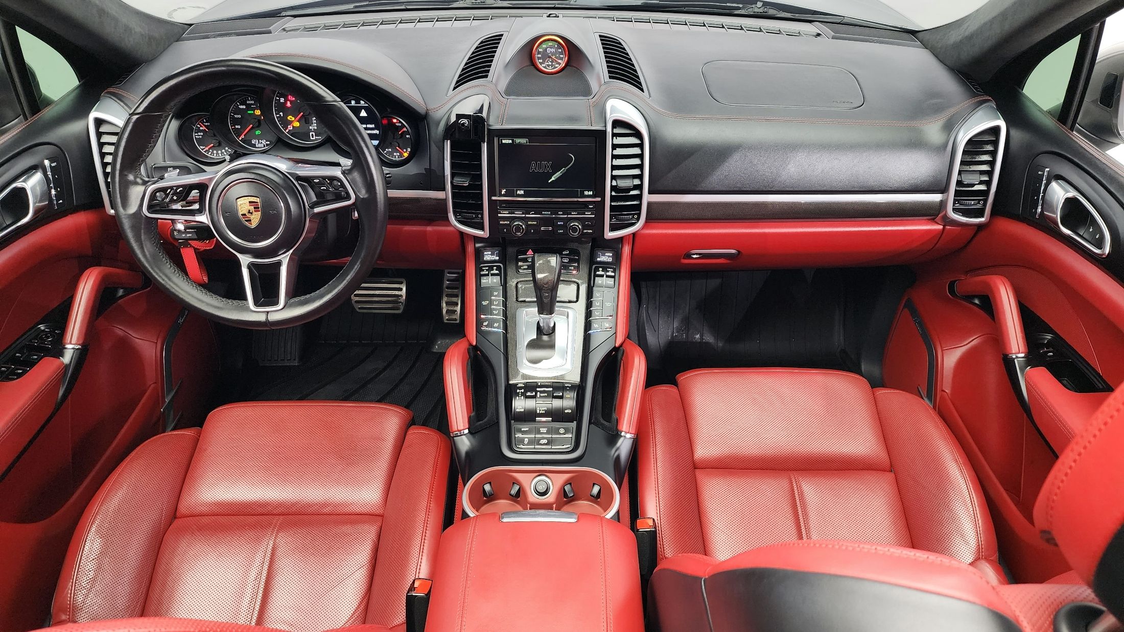 PORSCHE CAYENNE 2016
