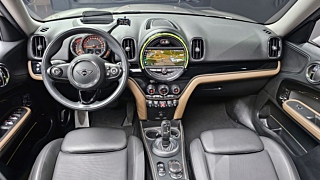 MINI COUNTRYMAN COOPER D 2019