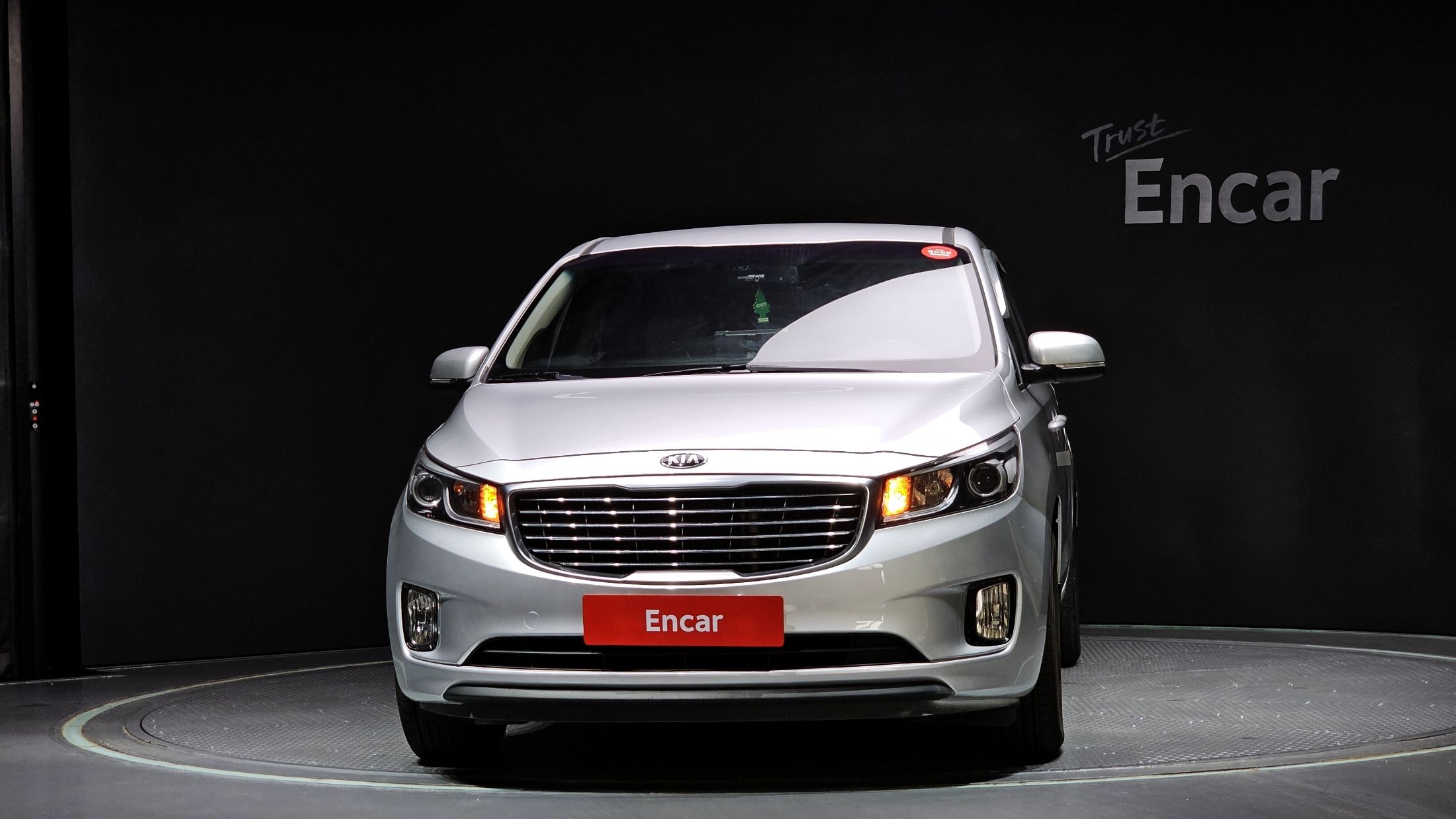 KIA CARNIVAL 2014