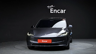 TESLA MODEL 3 2025