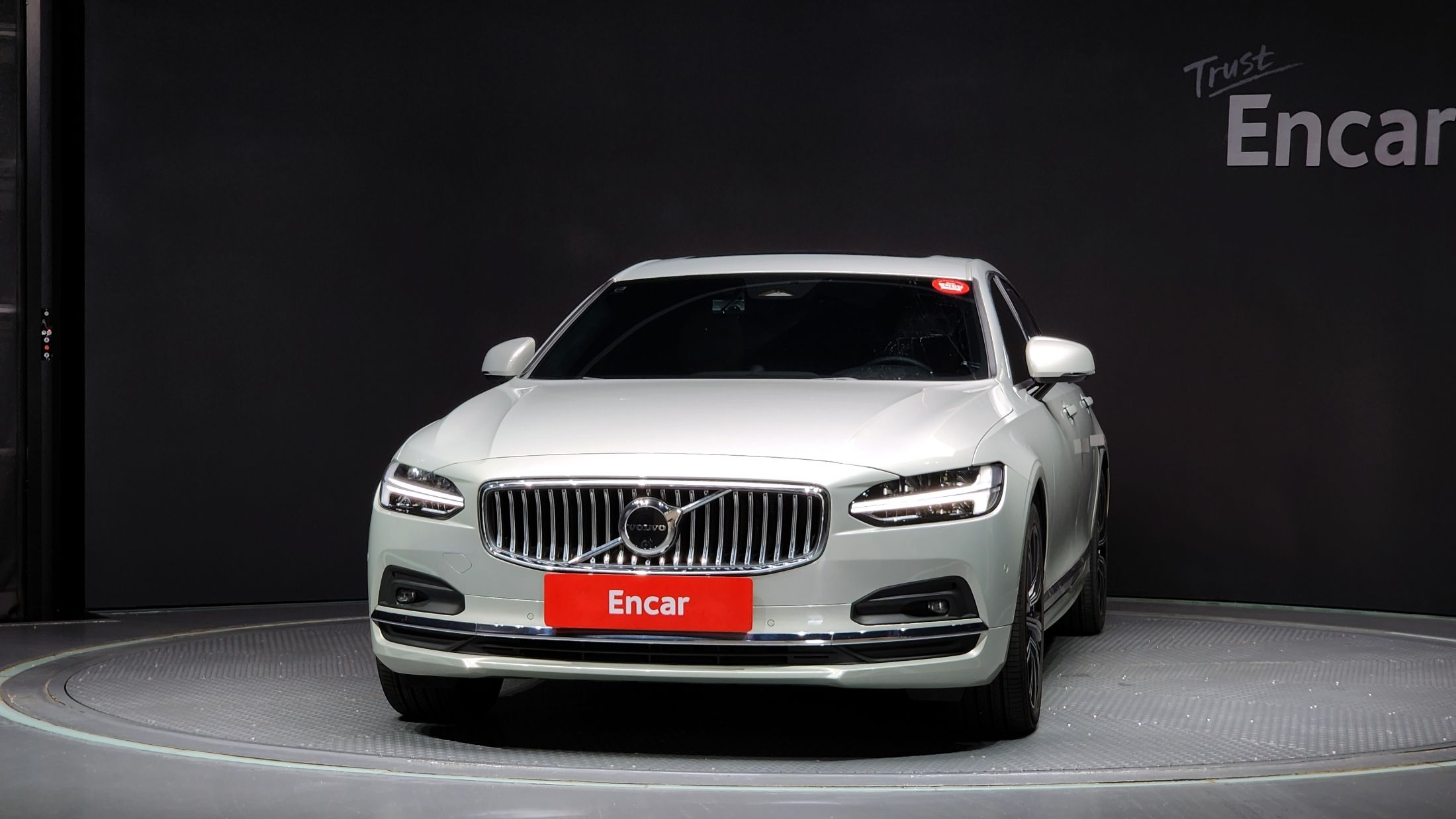 VOLVO S90 2022