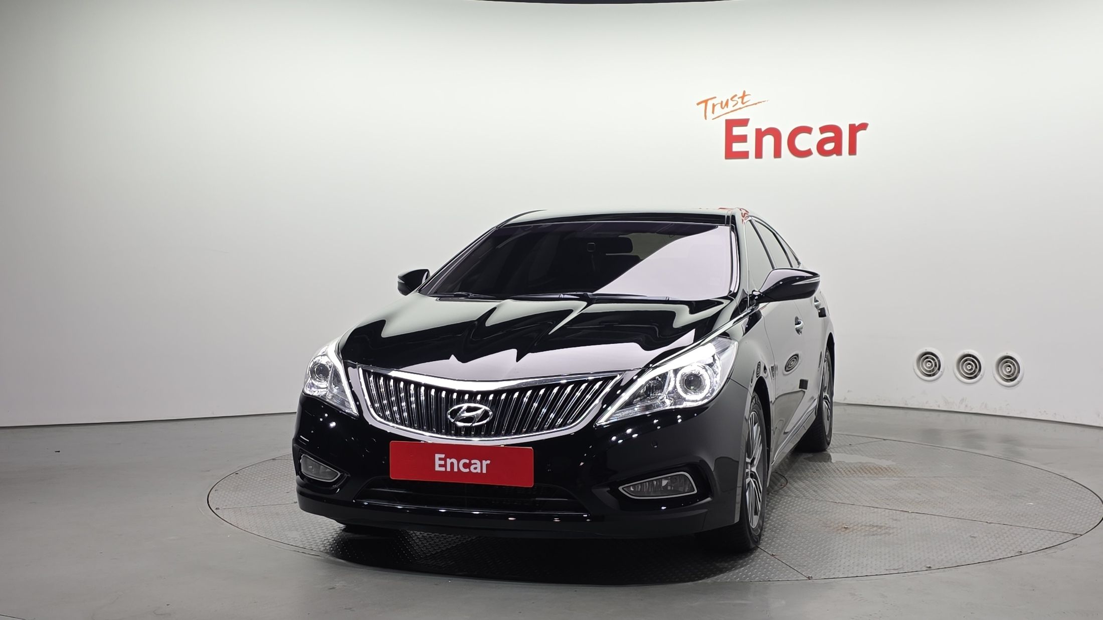 HYUNDAI GRANDEUR HG 2013
