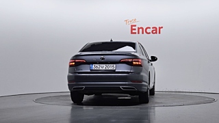 VOLKSWAGEN JETTA 2020