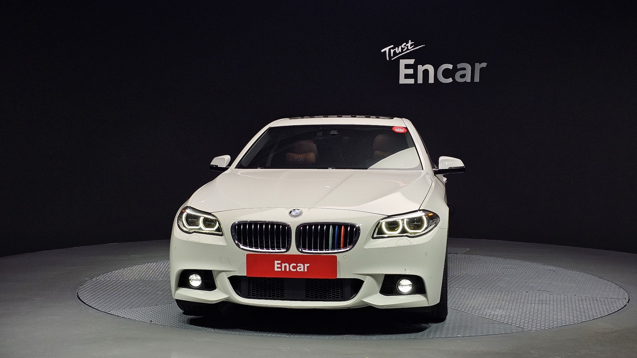 BMW 5-SERIES F10 2016
