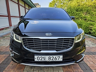 KIA CARNIVAL 2017