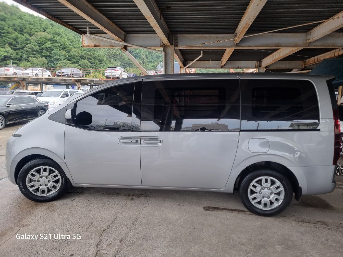 HYUNDAI STARIA 2022