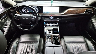 GENESIS EQ900 2018