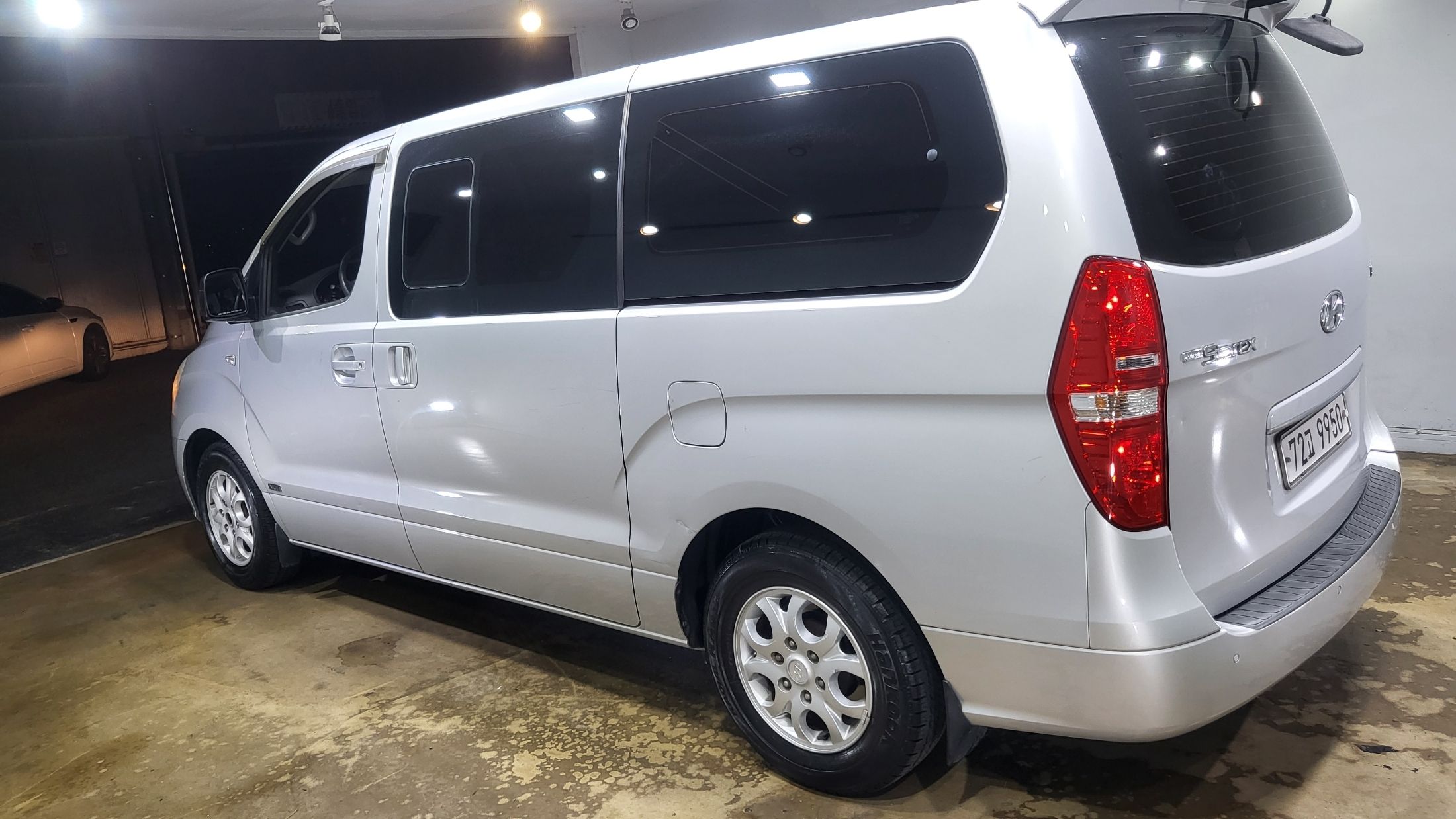 HYUNDAI STAREX GRAND 2008