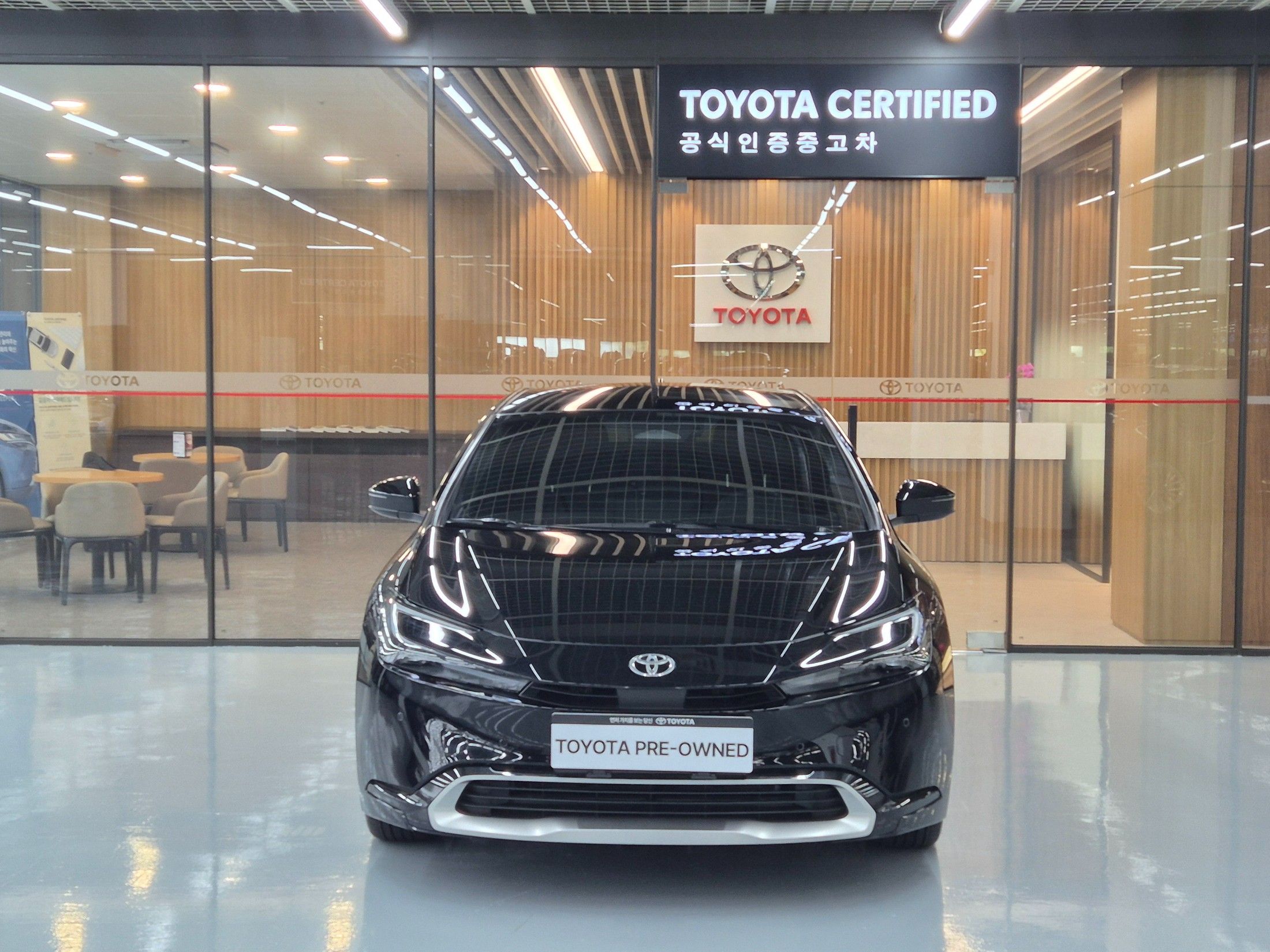 TOYOTA PRIUS 2023