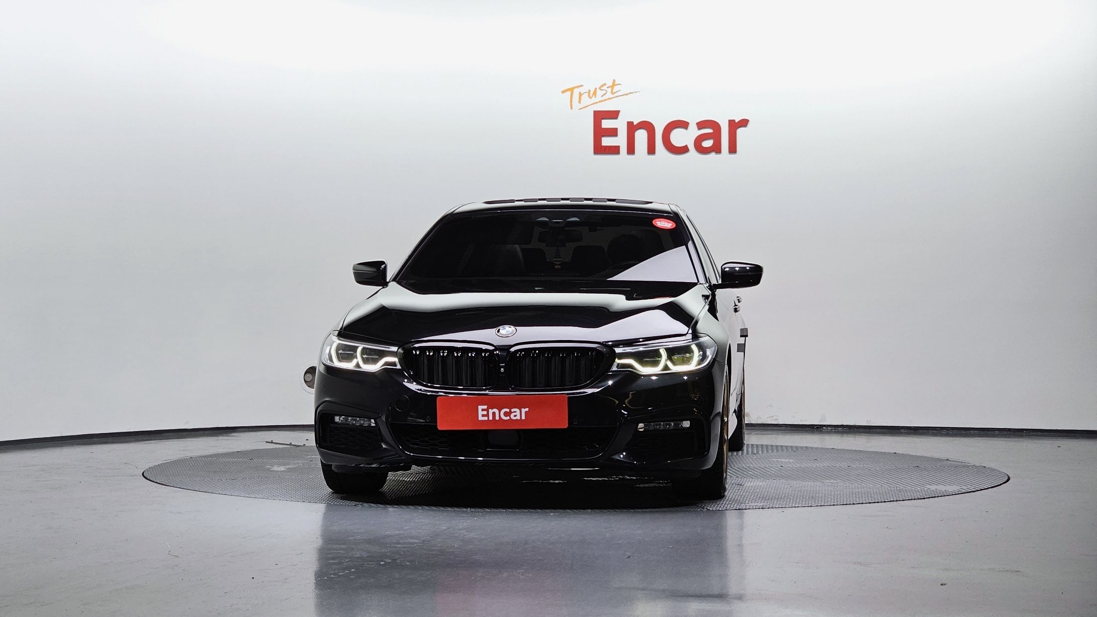 BMW 5-SERIES G30 2017