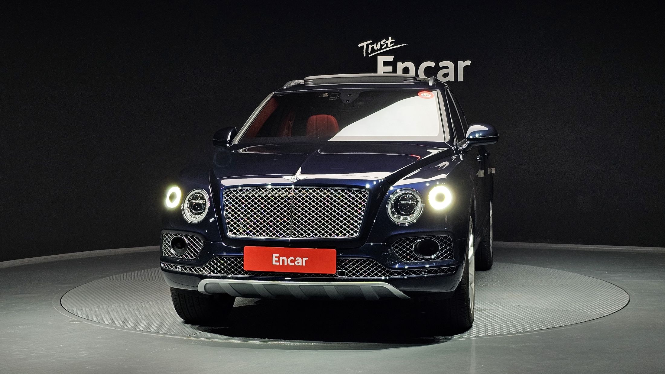 BENTLEY BENTAYGA 2020