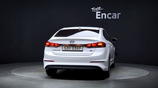 HYUNDAI AVANTE AD 2016