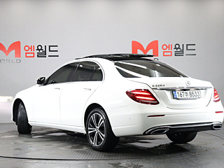 MERCEDES BENZ E-CLASS W213 2020