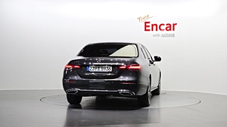 MERCEDES BENZ E-CLASS W213 2021