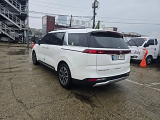 KIA CARNIVAL 2021