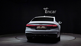 AUDI A7 4K 2022