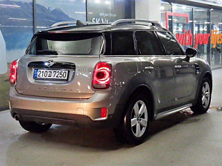 MINI COUNTRYMAN COOPER D 2018