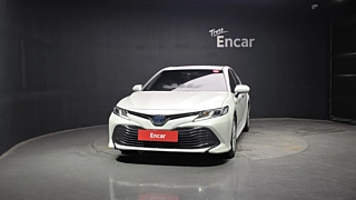 TOYOTA CAMRY XV70 2020