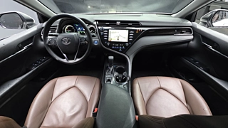 TOYOTA CAMRY XV70 2020