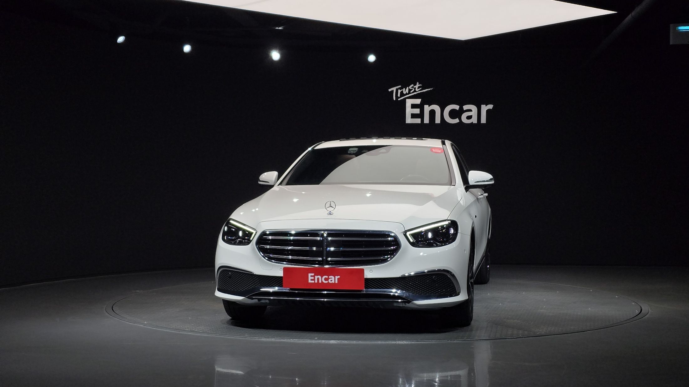 MERCEDES BENZ E-CLASS W213 2020