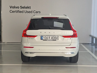 VOLVO XC60 2025