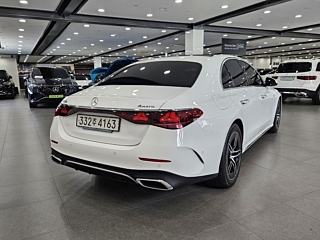 MERCEDES BENZ E-CLASS W214 2025