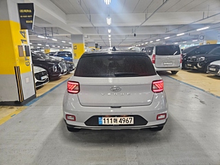 HYUNDAI VENUE 2023