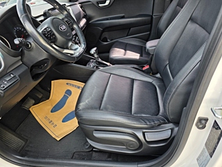 KIA STONIC 2019