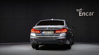 BMW 5-SERIES G30 2017