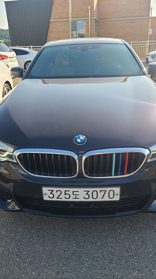 BMW 5-SERIES G30 2020