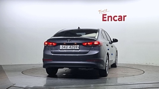 HYUNDAI AVANTE AD 2018