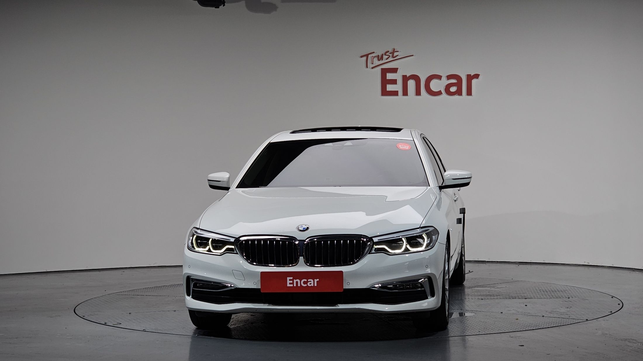 BMW 5-SERIES G30 2018