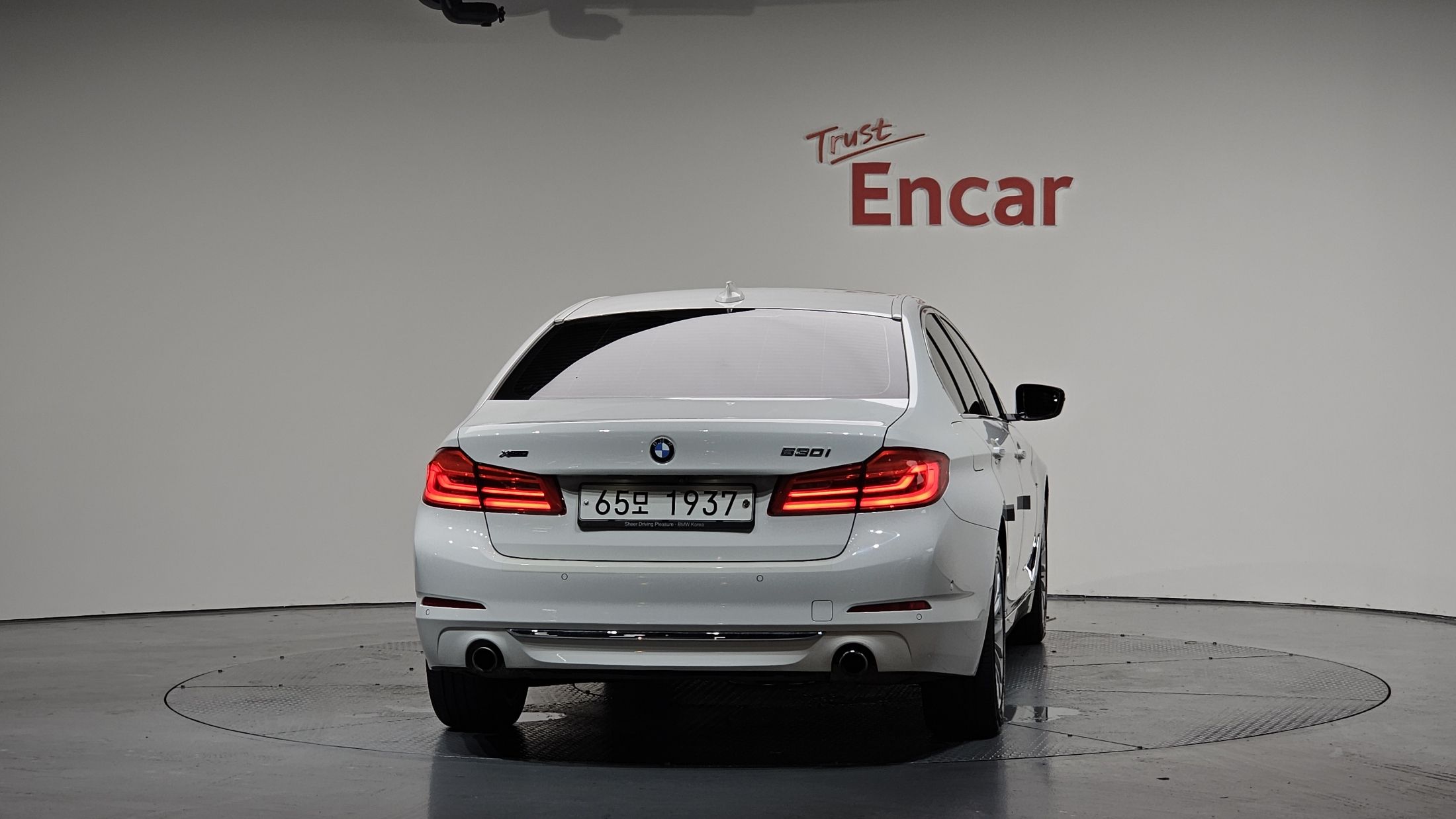 BMW 5-SERIES G30 2018