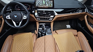 BMW 5-SERIES G30 2021