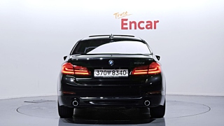 BMW 5-SERIES G30 2018
