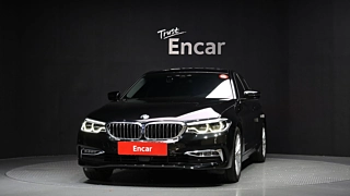 BMW 5-SERIES G30 2019