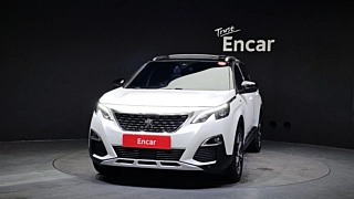 PEUGEOT 5008 2018