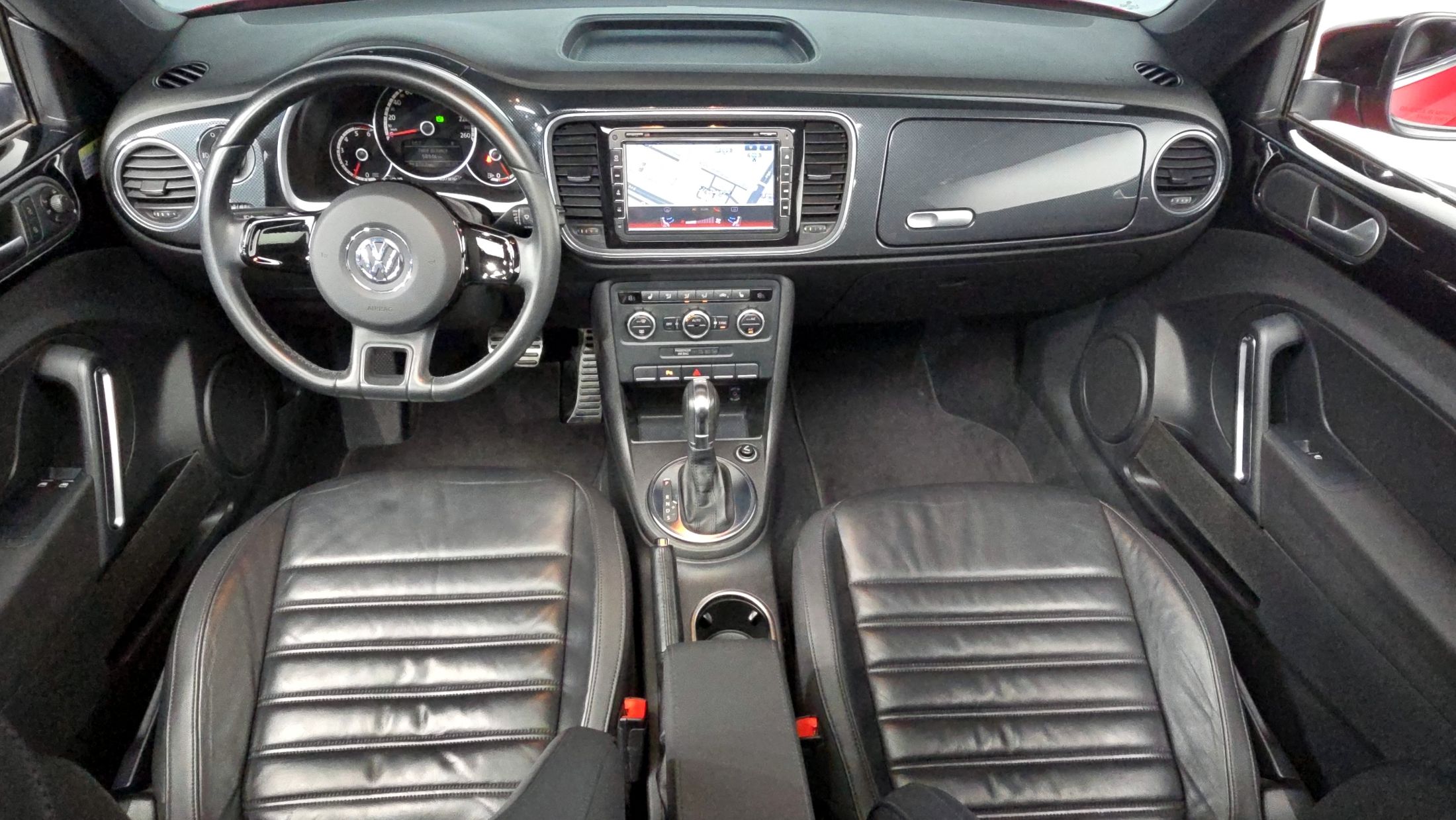 VOLKSWAGEN BEATLE 2013
