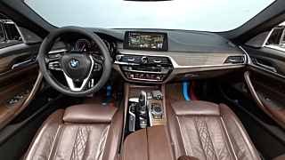 BMW 5-SERIES G30 2017
