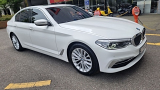 BMW 5-SERIES G30 2018