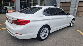 BMW 5-SERIES G30 2018